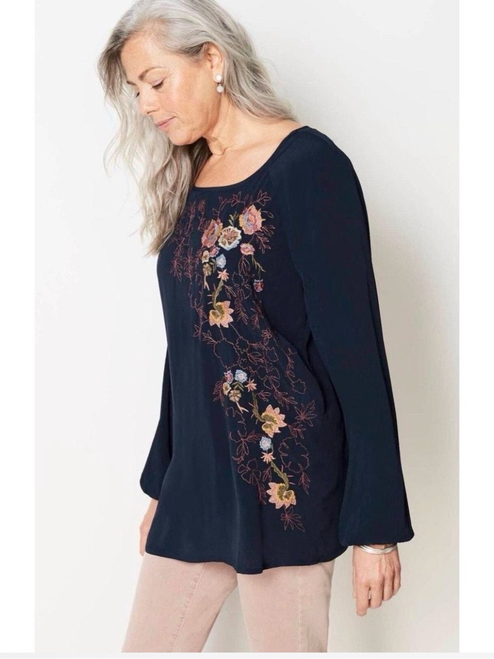 J. Jill Large Navy Multicolor Embroidered Floral Blouse Cottagecore Whimsigoth